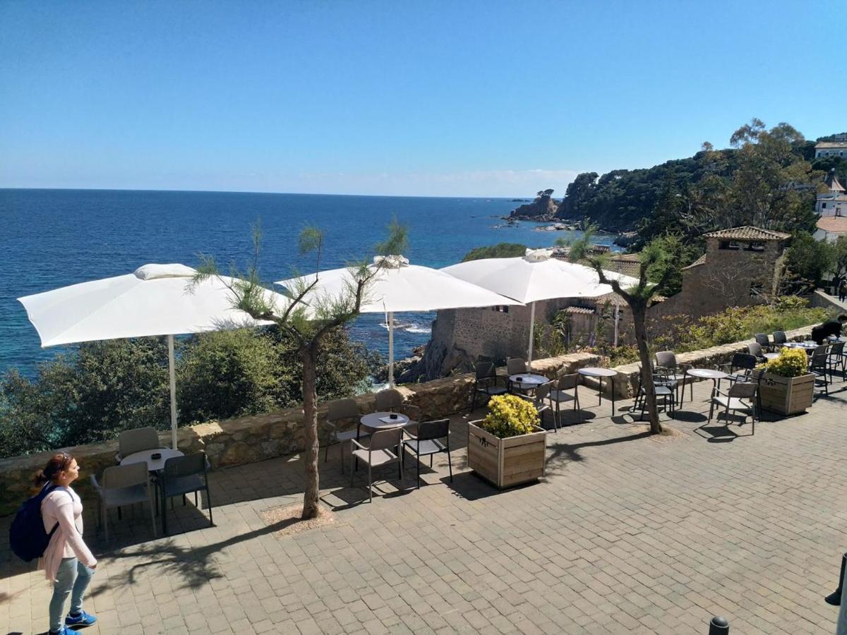 Hotel Mediterrani Калелья-де-Палафружель Экстерьер фото