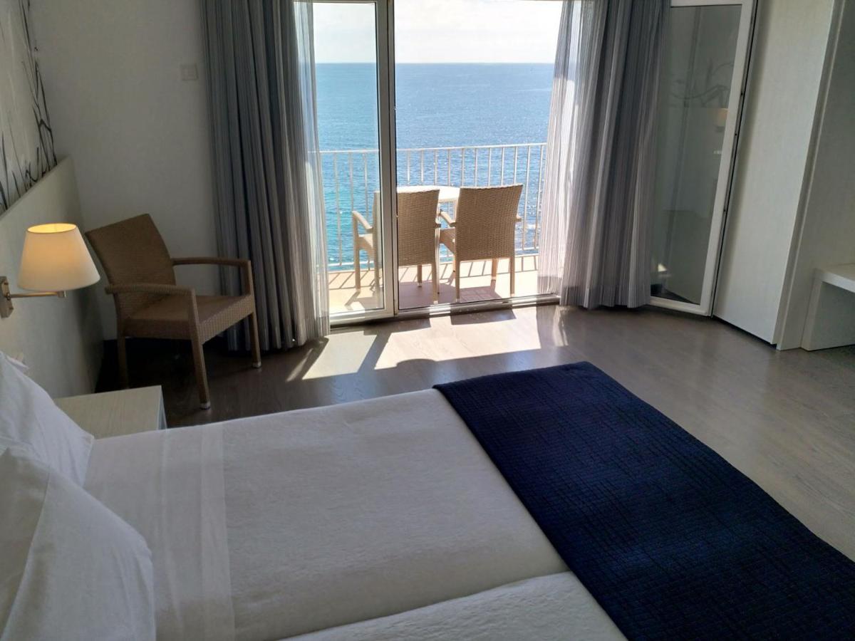 Hotel Mediterrani Калелья-де-Палафружель Экстерьер фото